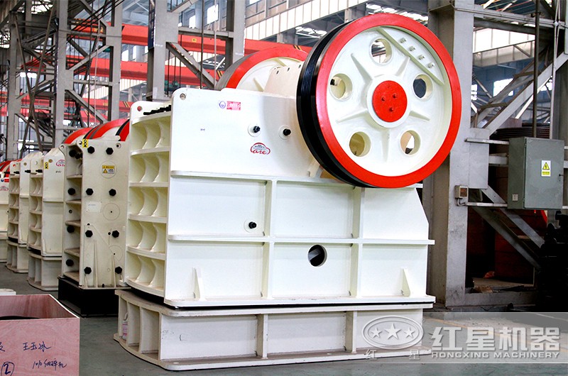 紅星機器破碎設備生產(chǎn)車間